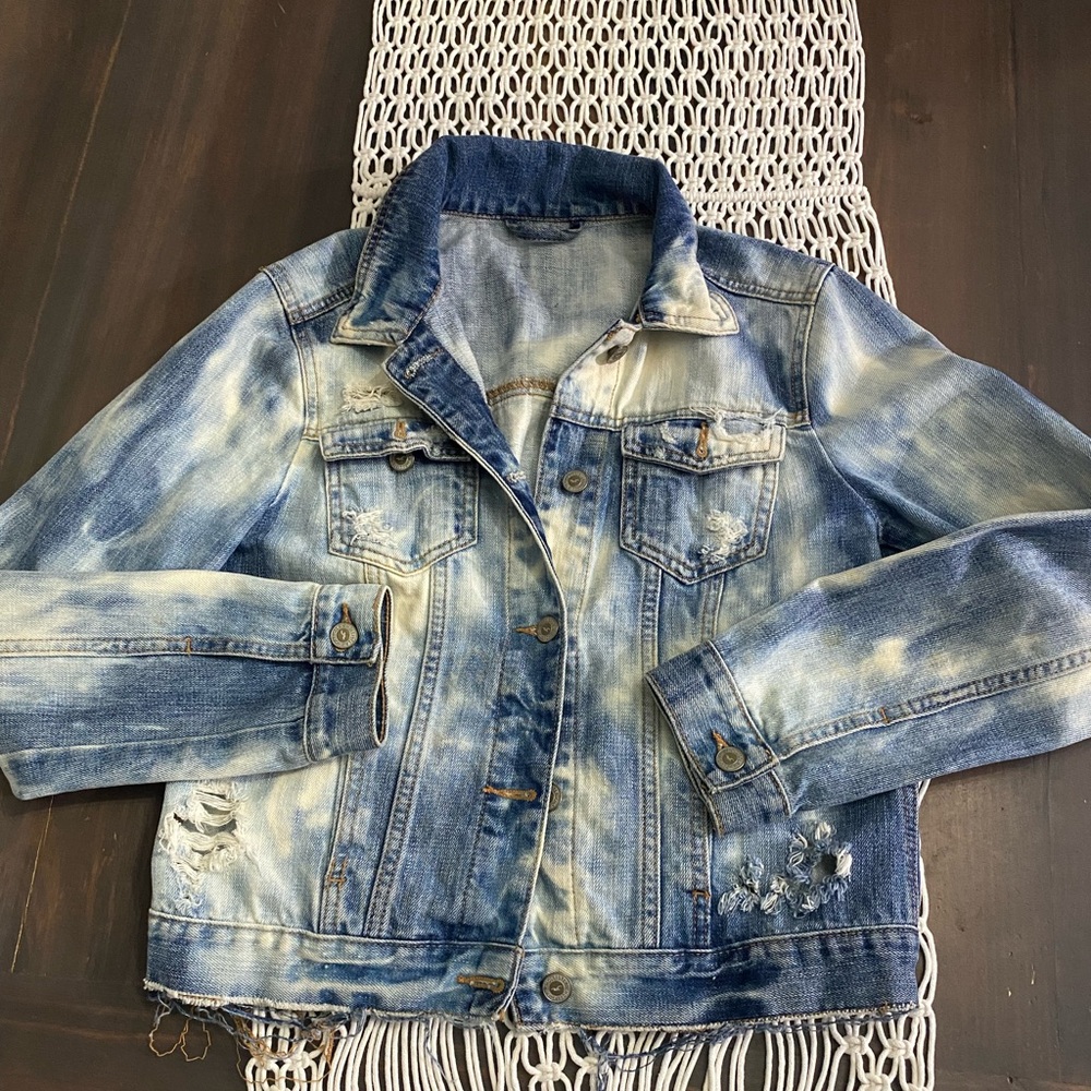 Hollister Distressed Light Wash Blue Denim Jacket